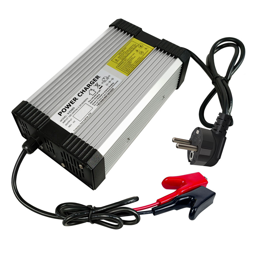 YZPOWER Hochwertiges 58,8V 8A  – Electric Scooter Charger Bewertung und Preis